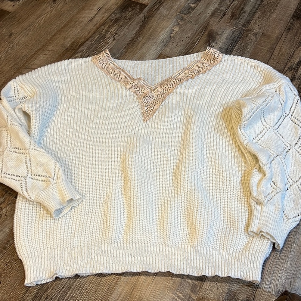 Women’s sweater